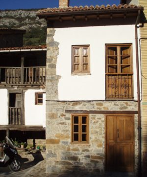 Casa de aldea 471