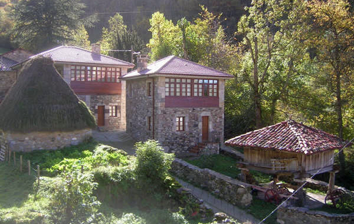 Casa de aldea 430