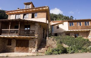 Casa de aldea 468