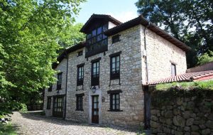 Casa de aldea 480